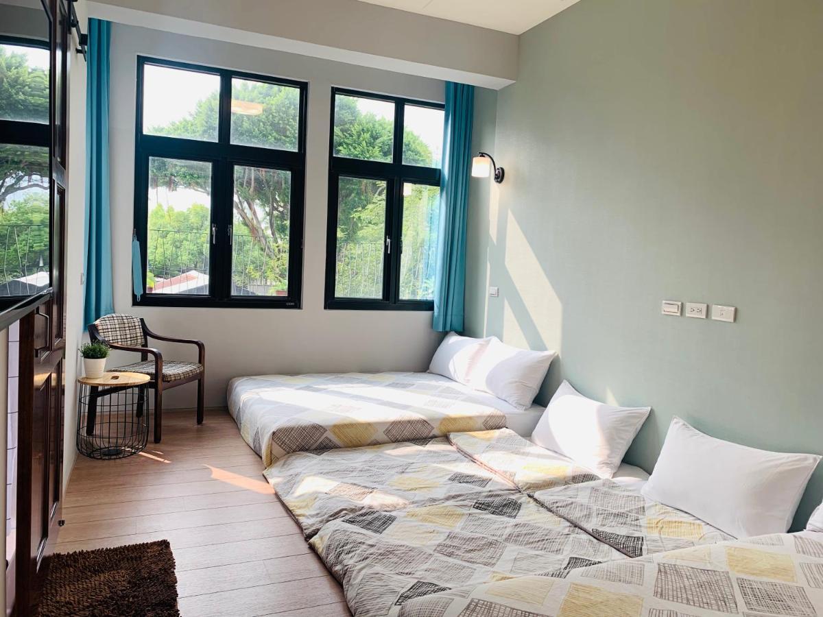 Oyaji Guesthouse-依人數床位數計價開放房型 Ταϊνάν Εξωτερικό φωτογραφία